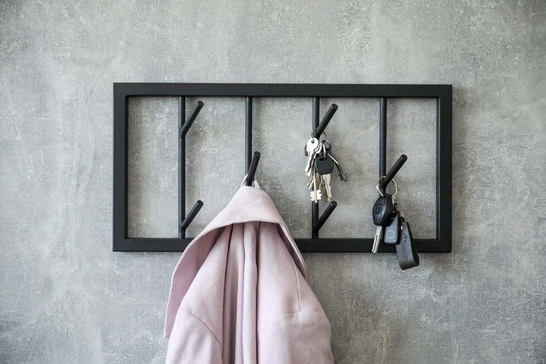 Metal Hanger With Hooks
